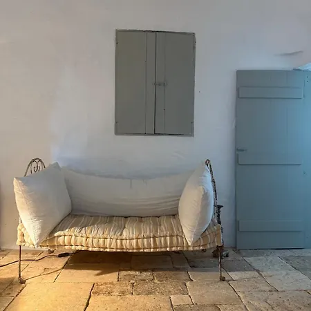 Trullo Carbone بيت للعطل *