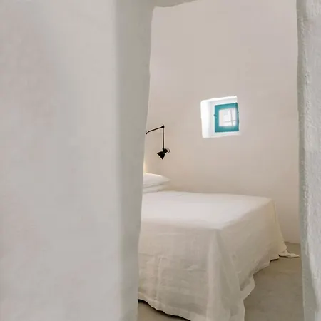 Trullo Carbone سيغلي ميسابيكا