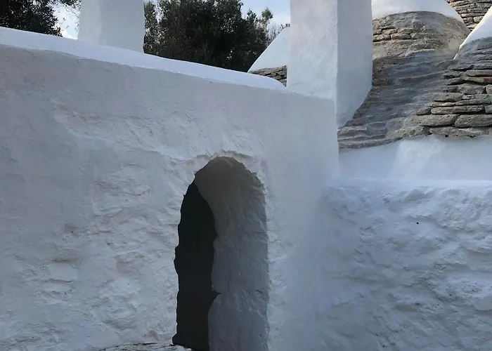 Trullo Carbone Dom wakacyjny